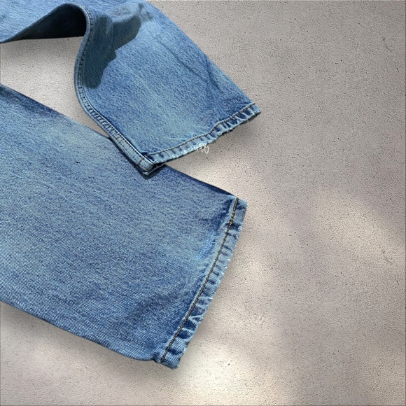 Levi's 550 High Rise Straight Jeans - Picture 7 of 8